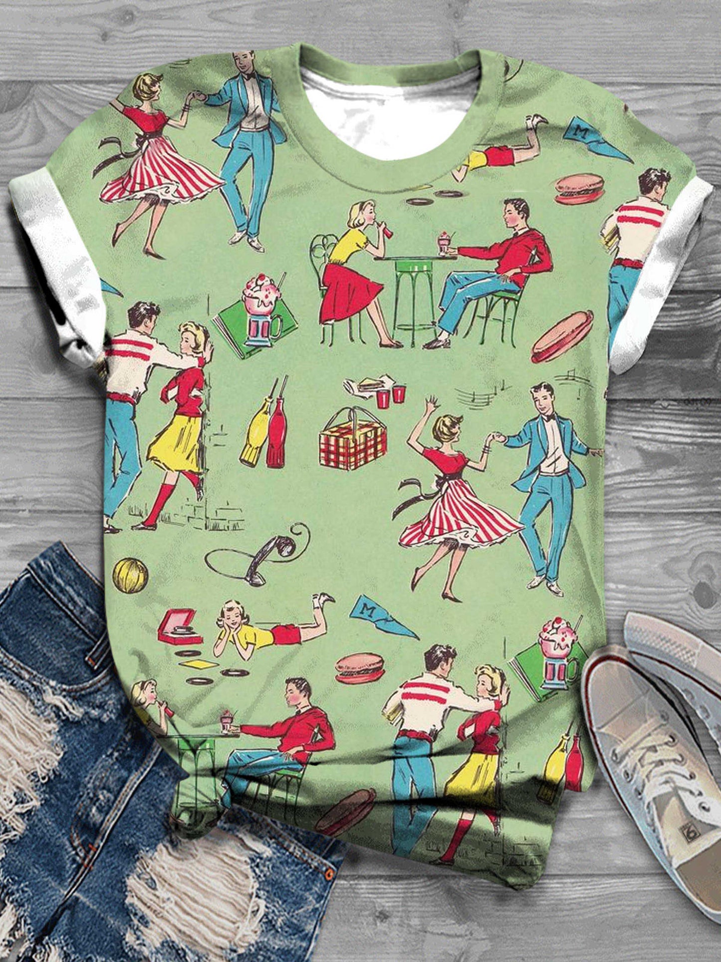 Retro Lover Print Round Neck T-Shirt