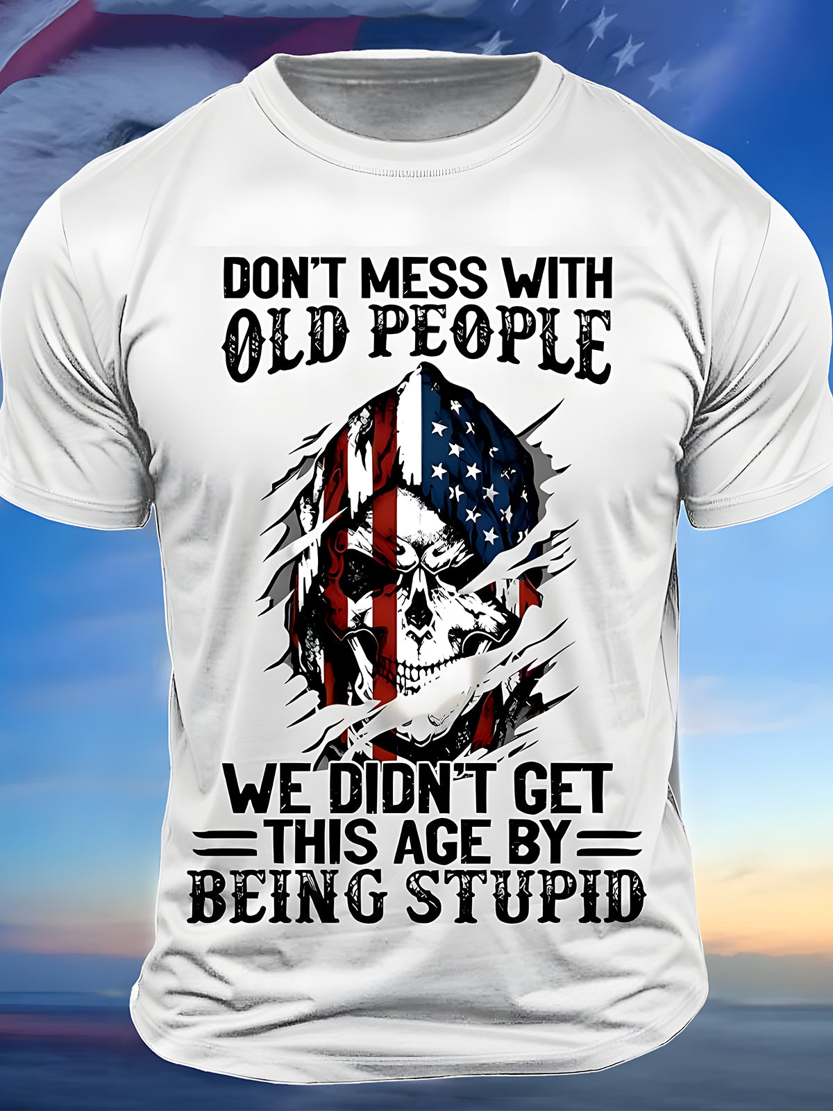 Don't Mess With Old People Men's T-shirt