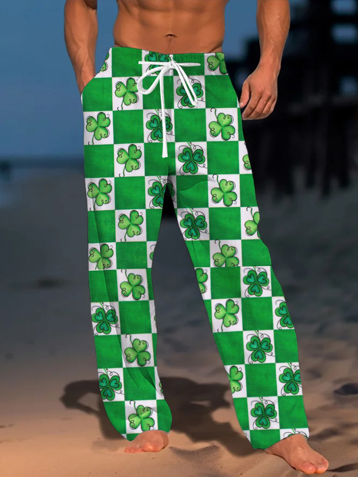 St. Patrick's Day Kleeblatt Geometrischer Druck Lässige Herrenhose mit elastischer Taille