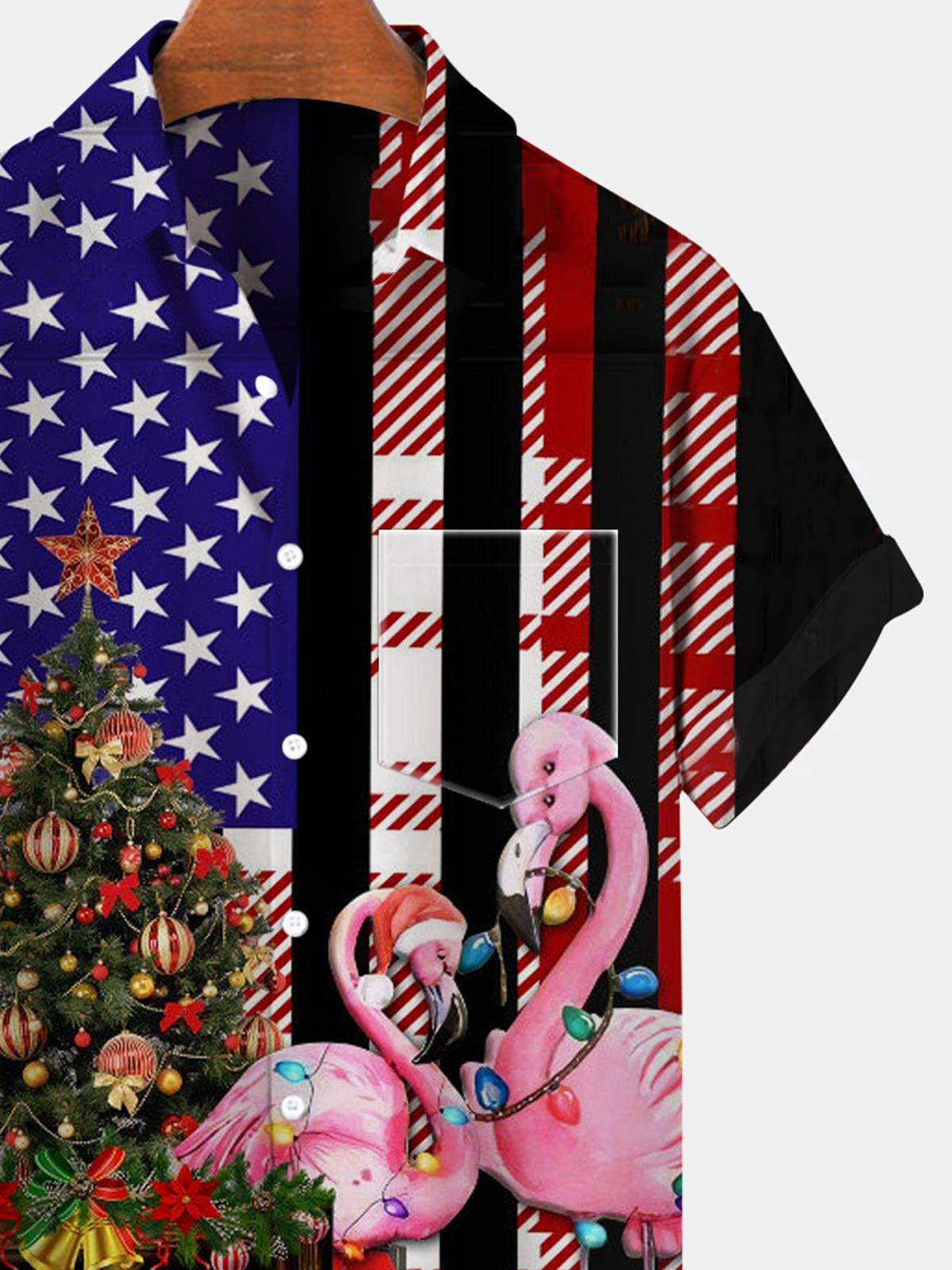 Flamingo Amerikanische Flagge Weihnachtsbaum Kurzarm Herrenhemden mit Tasche